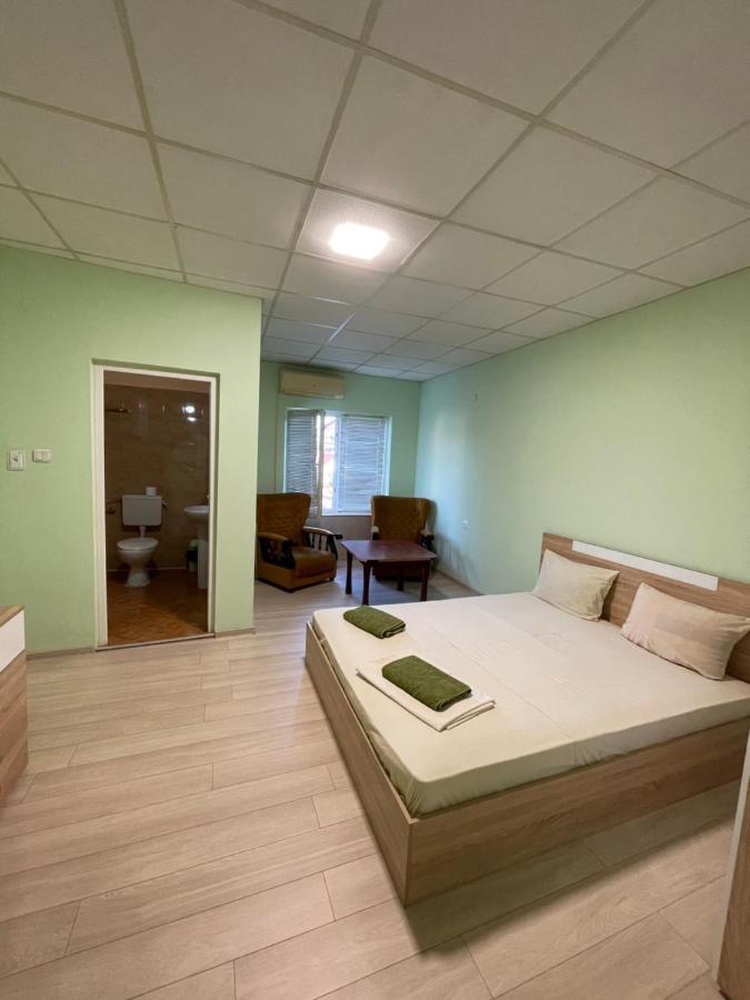 Хотел Елит Kostinbrod Exterior foto